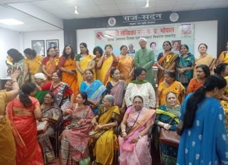 सर्व शक्तियों से सम्पन्न है महिलाएं : मंत्री विश्वास सारंग