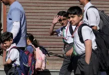 पाक में छिपे बैठे दुश्मनों का खात्मा जारी, कश्मीर को दहलाने वाले लश्कर के टॉप कमांडर को सरेआम गोलियों से भूना, हाफिज सईद सदमे में