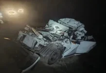 शादी की खुशियां मातम में बदलीं, दो ट्रकों के बीच पिसी कार, एक ही परिवार के 6 लोगों की दर्दनाक मौत