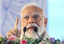 प्रधानमंत्री ने सिविल सेवा दिवस के अवसर पर सिविल सेवकों को शुभकामनाएं दीं