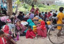 पश्चिम बंगाल में बांग्लादेशी घुसपैठियों में डर का माहौल, हाकिमपुर चेक पोस्ट पर जमा हुई भीड़