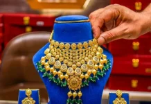 सस्ते में सोना खरीदने का मौका, चांदी का दाम 2.70 लाख रुपए के नीचे फिसला