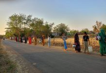सीहोर जिले के ग्रामीण क्षेत्रों में 44 डिग्री तपती गर्मी में बूंद बूंद पानी के लिए तरसती ग्रामीण जनता, भीषण जल संकट