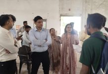 कमिश्नर और कलेक्टर ने सोहागपुर में किया वेयरहाउसों का निरीक्षण