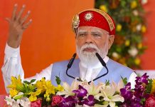 सूरत के लोगों के बीच रहना बहुत अच्छा लगा’, पीएम मोदी ने शेयर की तस्वीरें, दोहराया ‘आत्मनिर्भर भारत’ का संकल्प*