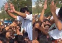 जयपुर में कॉकरोच जनता पार्टी के प्रदर्शन में बवाल, संस्थापक अभिजीत दीपके को युवकों ने जड़े थप्पड़