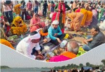 सोमवती अमावस्या पर नर्मदा के घाटों पर उमड़ा आस्था का सैलाब, कई शहरों एवं गांव से पहुंचे लाखों श्रद्धालु