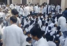 मप्र में स्टाइपेंड बढ़ाने को लेकर सडक़ों पर उतरे इंटर्न डॉक्टर