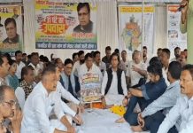 भोपाल का मास्टर प्लान लागू कराने पूर्व मंत्री पीसी शर्मा 31 घंटे के उपवास पर बैठे