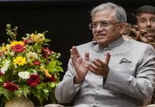 सीईसी ज्ञानेश कुमार के खिलाफ विपक्ष का सार्वजनिक महाभियोग, खडग़े के घर लगी संसद