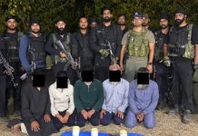 कुलगाम में आतंकियों के पांच मददगार गिरफ्तार, पिस्टल और हैंड ग्रेनेड बरामद